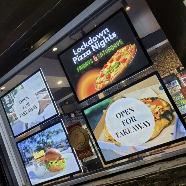 VitrineMedia LED Window Displays Cafe Menu Boards Real-estate Displays